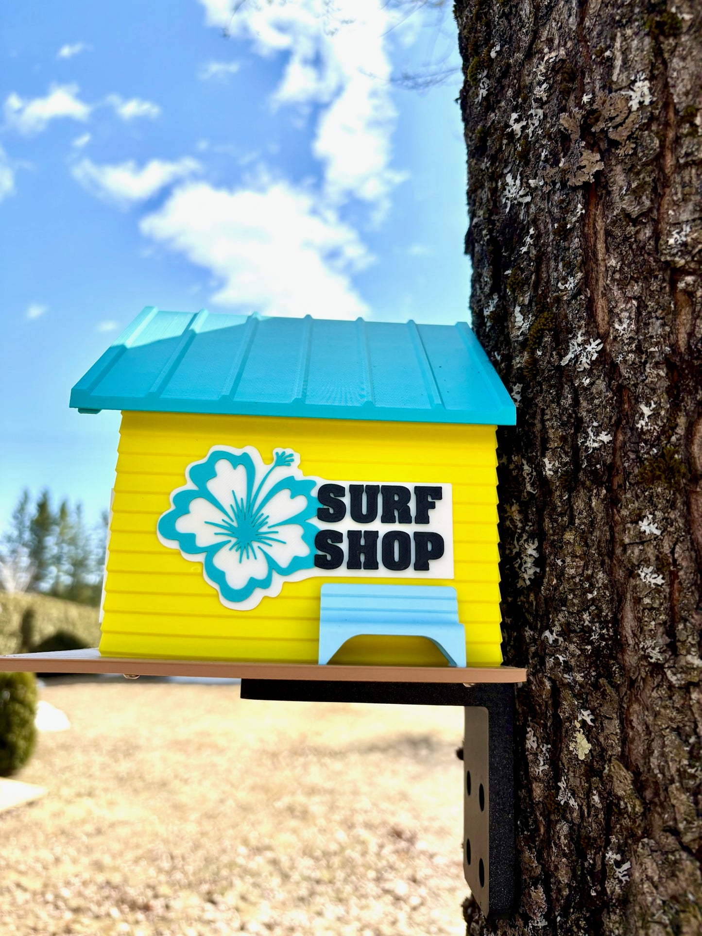 Surf Shop Birdhouse – A Tropical Getaway for Backyard Birds