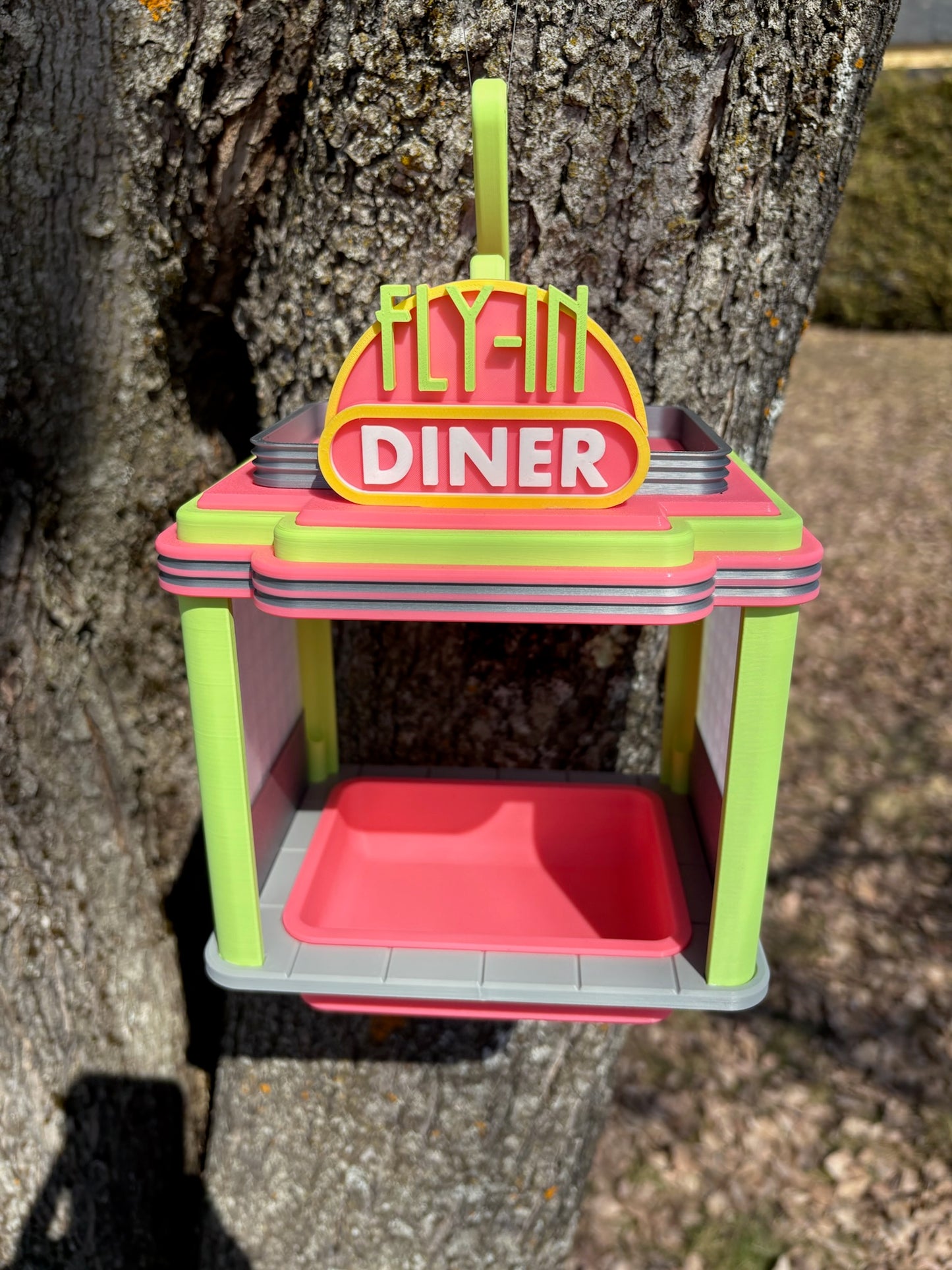 Fly-In Diner Bird Feeder – Serving Style with a Side of Seeds