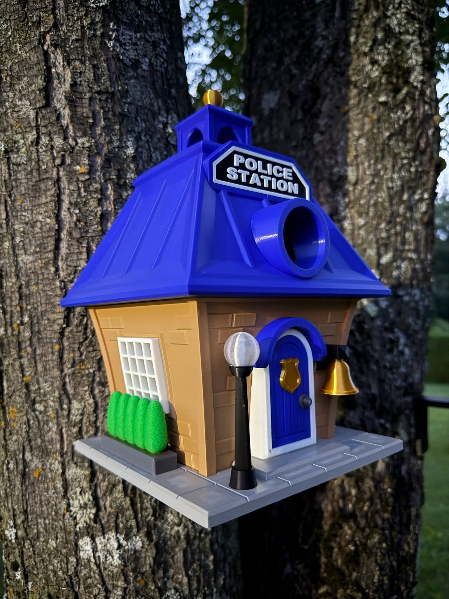 Police Station Birdhouse – Neighborhood Watch HQ