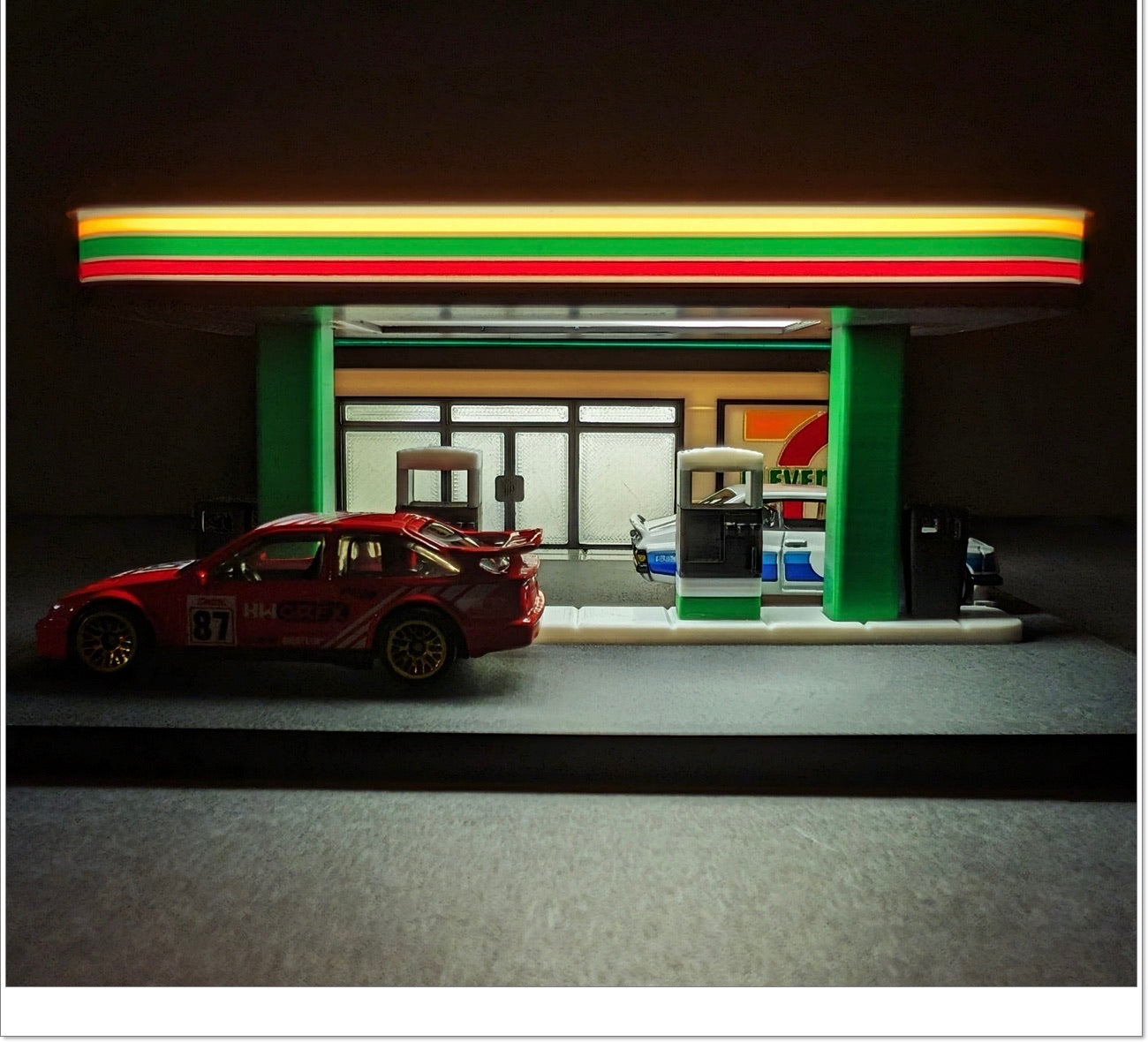 7-Eleven Hot Wheels Diorama
