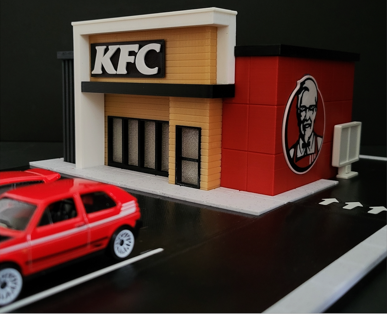 KFC Hot Wheels Diorama — Finger-Lickin’ Scene for 1:64 Displays